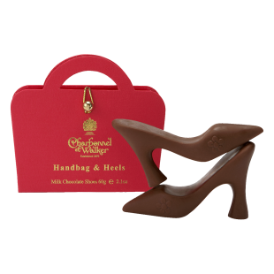 Handtasche & Milchschokoladen-High Heels